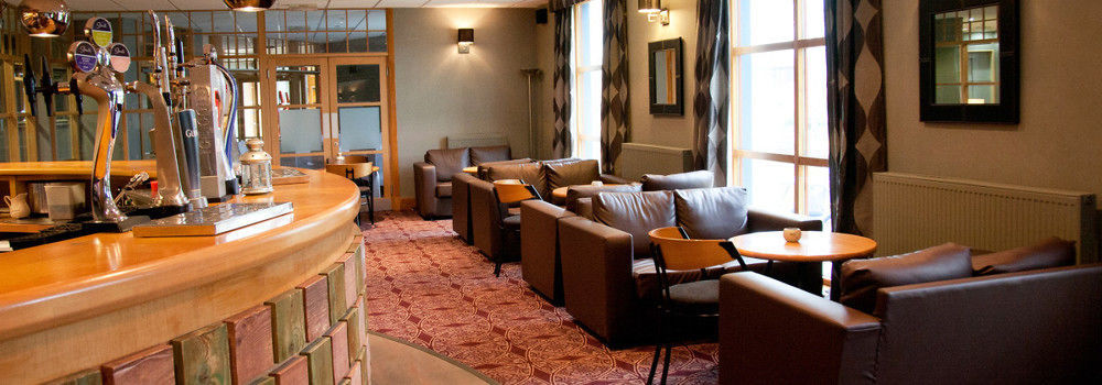 Castlecary House Hotel Exterior photo